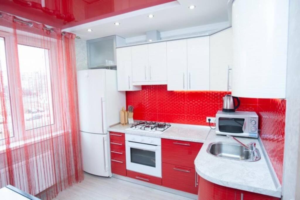 Тараскова 16, Люкс, Юзр Apartment Черкаси Екстериор снимка